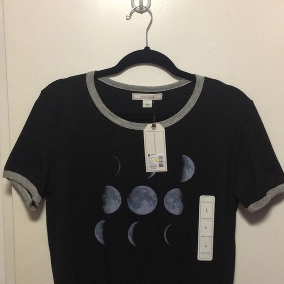 NEW Adam Levine Moon Phases T-Shirt - Picture 1 of 6